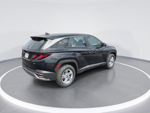 New 2026 Hyundai Tucson SE AWD/4WD image 8