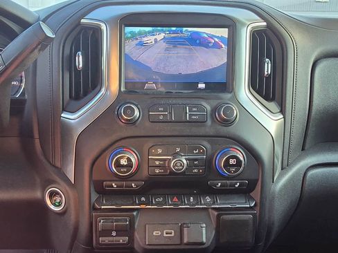 Used 2020 Chevrolet Silverado 1500 RST image 17