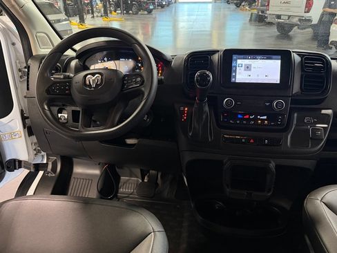 Used 2026 RAM ProMaster 2500 w/ Convenience Group FWD image 13