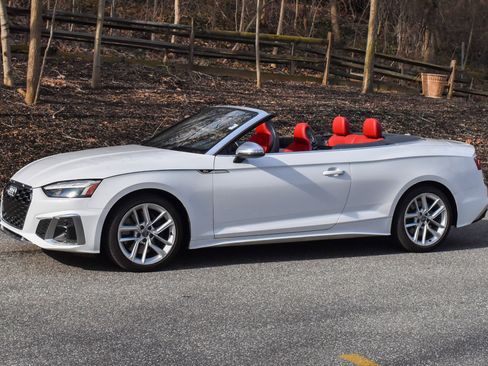 Used 2020 Audi S5 Premium Plus w/ Premium Plus image 2