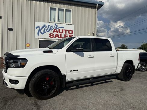 Used 2022 RAM 1500 Big Horn AWD/4WD image 14