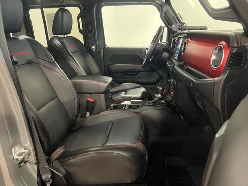 Used 2020 Jeep Gladiator Rubicon image 32