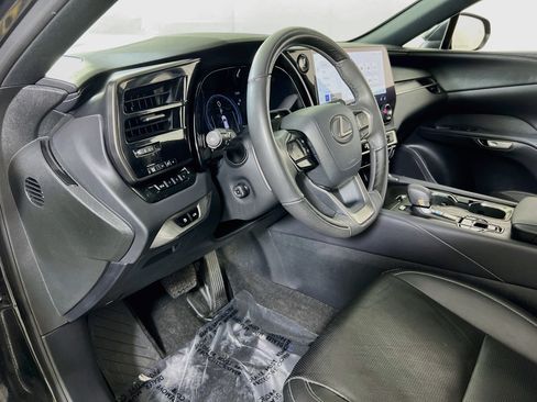 Used 2023 Lexus RX 350 Premium Plus w/ Accessory Package AWD/4WD image 9