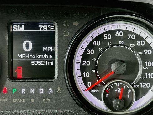 Used 2019 RAM 1500 Express RWD image 18