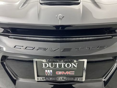 Used 2023 Chevrolet Corvette Stingray Preferred Conv w/ Z51 Performance Package RWD image 28