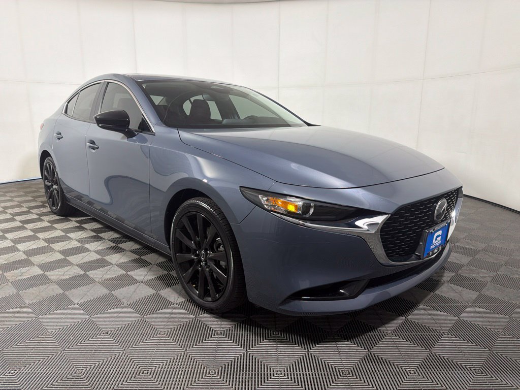 Used 2025 MAZDA MAZDA3 s AWD/4WD image 2