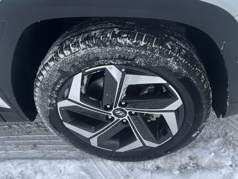 Used 2023 Hyundai Tucson Limited image 15