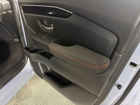 Used 2023 Honda Pilot Sport image 33