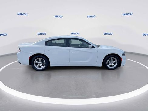 Used 2022 Dodge Charger SXT w/ Leather Interior Group RWD image 9