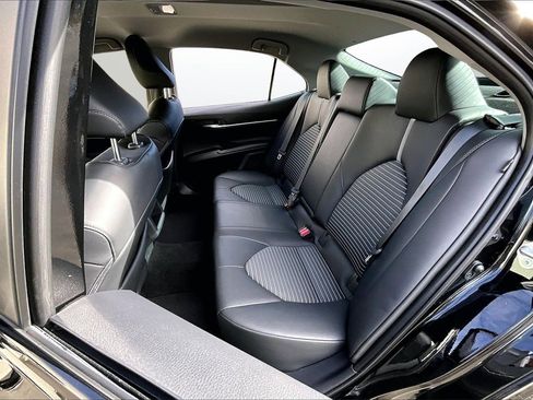 Used 2023 Toyota Camry SE w/ Convenience Package image 20