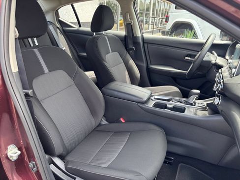 Used 2025 Nissan Sentra SV FWD image 29