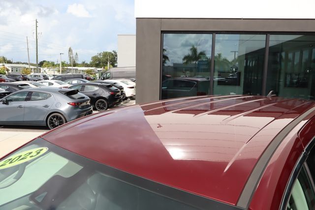 Used 2023 Chrysler Voyager LX FWD image 19