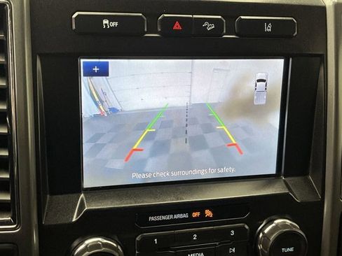 Certified 2020 Ford F250 XLT w/ XLT Value Package image 5