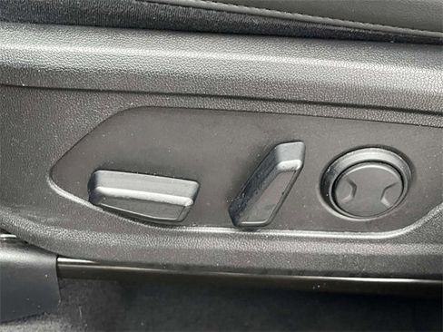 Certified 2023 Kia Sorento EX w/ Panoramic Sunroof Package image 31