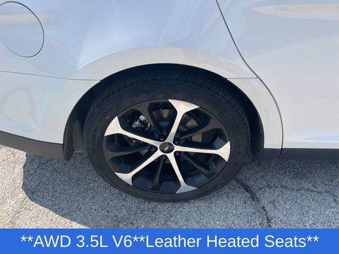 Used 2018 Ford Taurus SEL w/ Equipment Group 201A AWD/4WD image 28