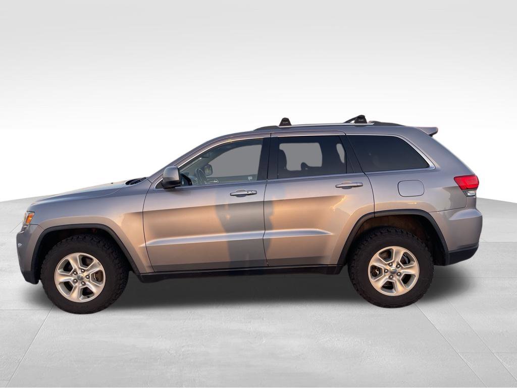 Used 2014 Jeep Grand Cherokee Laredo w/ Security & Convenience Group AWD/4WD image 4