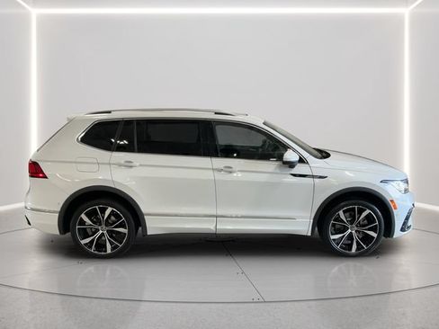 Used 2024 Volkswagen Tiguan SEL R-Line AWD/4WD image 7