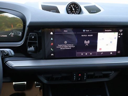 New 2026 Porsche Cayenne S image 26