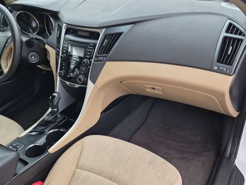 Used 2013 Hyundai Sonata GLS w/ Popular Equipment Pkg FWD image 19