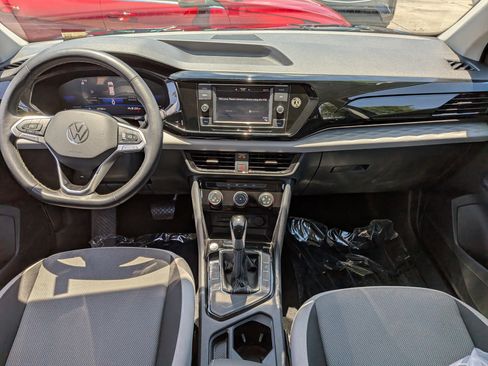 Used 2024 Volkswagen Taos S FWD image 15