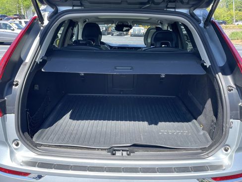 Used 2018 Volvo XC60 T5 Inscription w/ Convenience Package AWD/4WD image 10