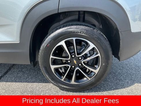 New 2026 Chevrolet TrailBlazer LT w/ Driver Confidence Package FWD image 23