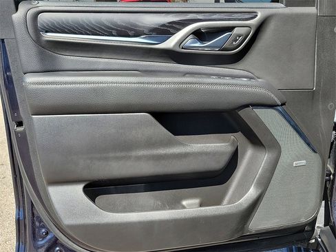 Used 2023 GMC Yukon XL Denali image 18