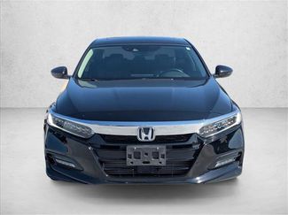 Used 2018 Honda Accord Touring video 2