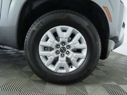 Used 2022 Nissan Frontier SV image 33