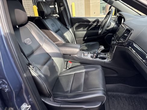 Used 2021 Jeep Grand Cherokee Overland image 33