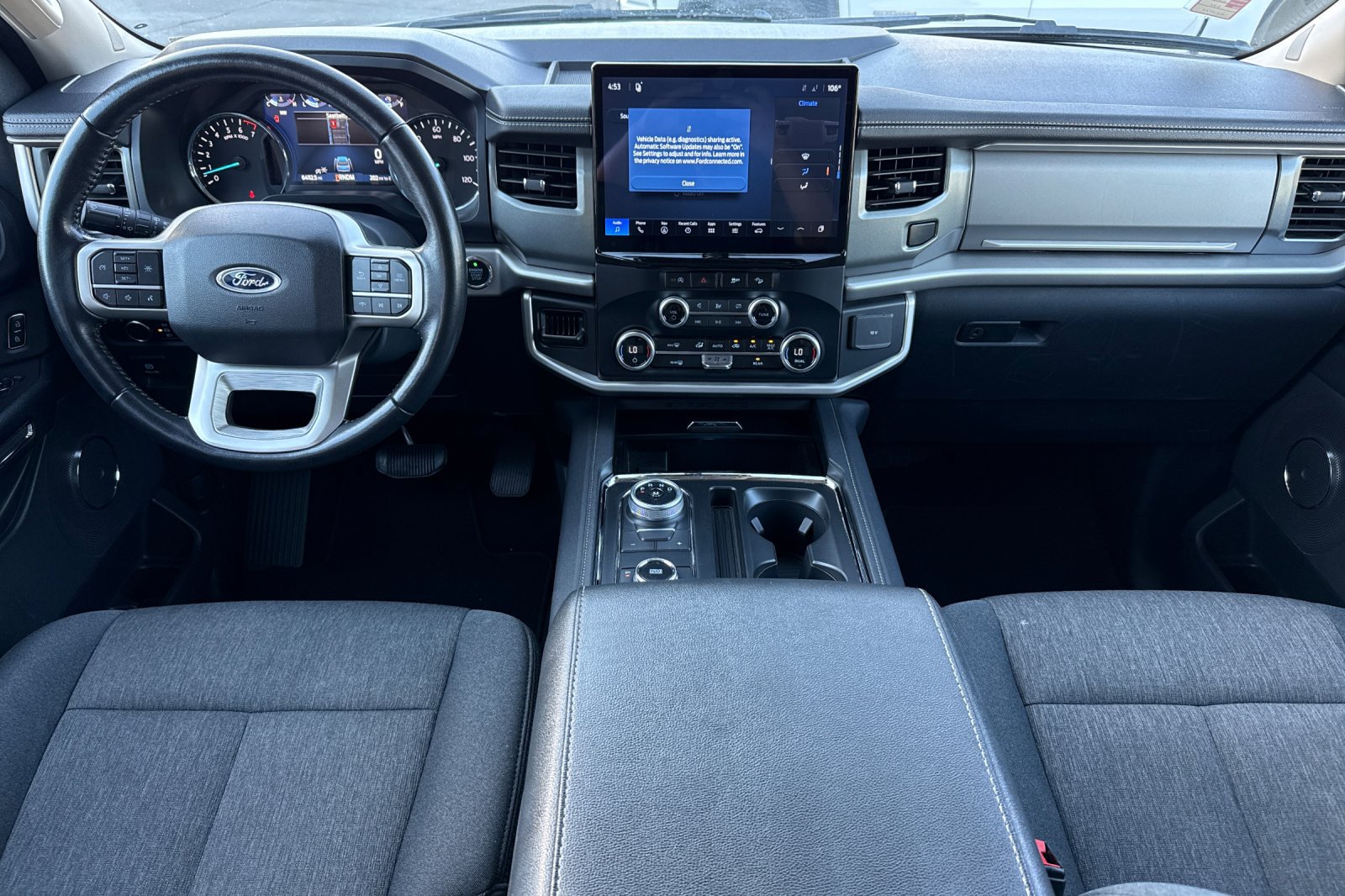 Used 2024 Ford Expedition XLT AWD/4WD image 17