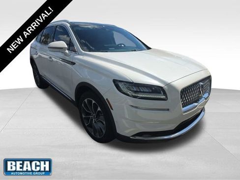Used 2022 Lincoln Nautilus Reserve w/ Equipment Group 201A FWD image 1
