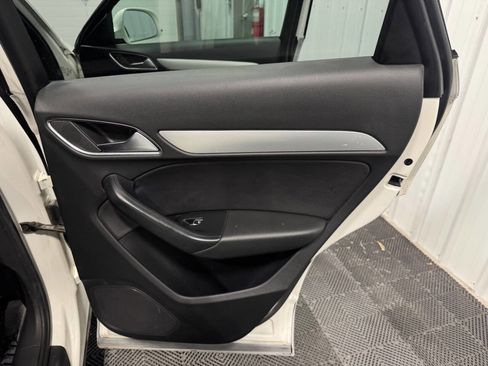 Used 2016 Audi Q3 2.0T Premium Plus image 28