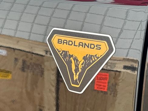 Used 2021 Ford Bronco Badlands image 29