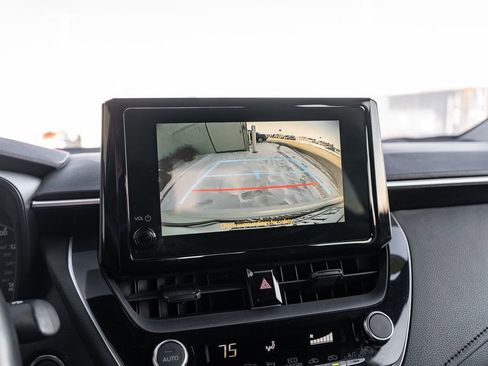 Used 2023 Toyota Corolla SE image 30