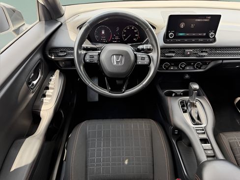 Used 2024 Honda HR-V Sport image 11