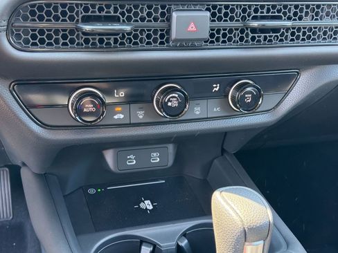 New 2026 Honda HR-V LX image 17