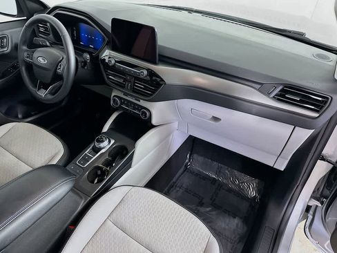 Certified 2024 Ford Escape Active image 32