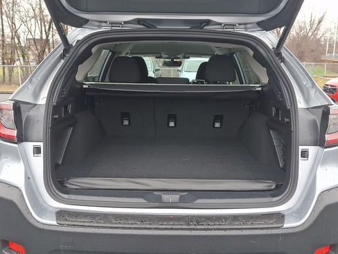 Certified 2025 Subaru Outback Premium image 29