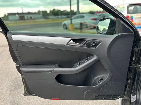 Used 2013 Volkswagen Jetta GLI Autobahn FWD image 20
