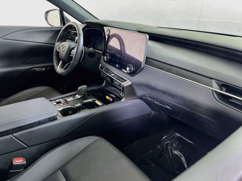 Used 2023 Lexus RX 350 Premium w/ Accessory Package AWD/4WD image 29