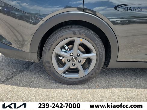New 2026 Kia K4 FWD image 9