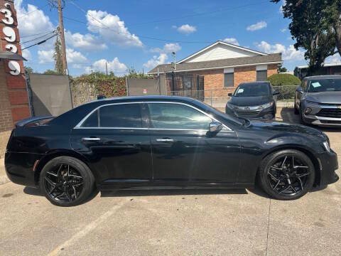 Used 2019 Chrysler 300 S w/ 300S Premium Group 2 RWD image 4
