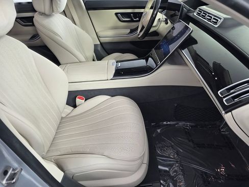 Certified 2023 Mercedes-Benz S 500 4MATIC image 28