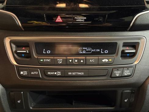 Used 2024 Honda Passport TrailSport image 23