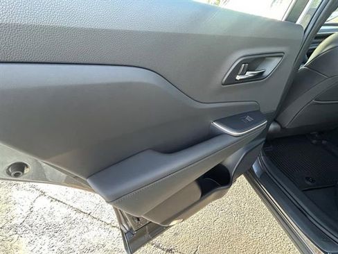 Used 2023 Toyota Crown XLE image 24