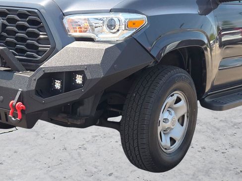 Used 2021 Toyota Tacoma SR AWD/4WD image 32
