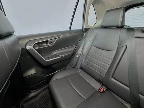 Used 2020 Toyota RAV4 XLE Premium AWD/4WD image 12