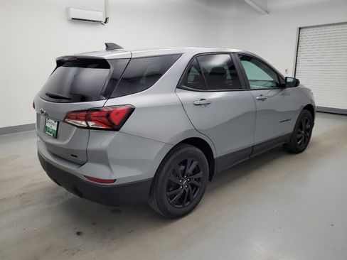 Used 2024 Chevrolet Equinox LS w/ LS Convenience Package AWD/4WD image 10