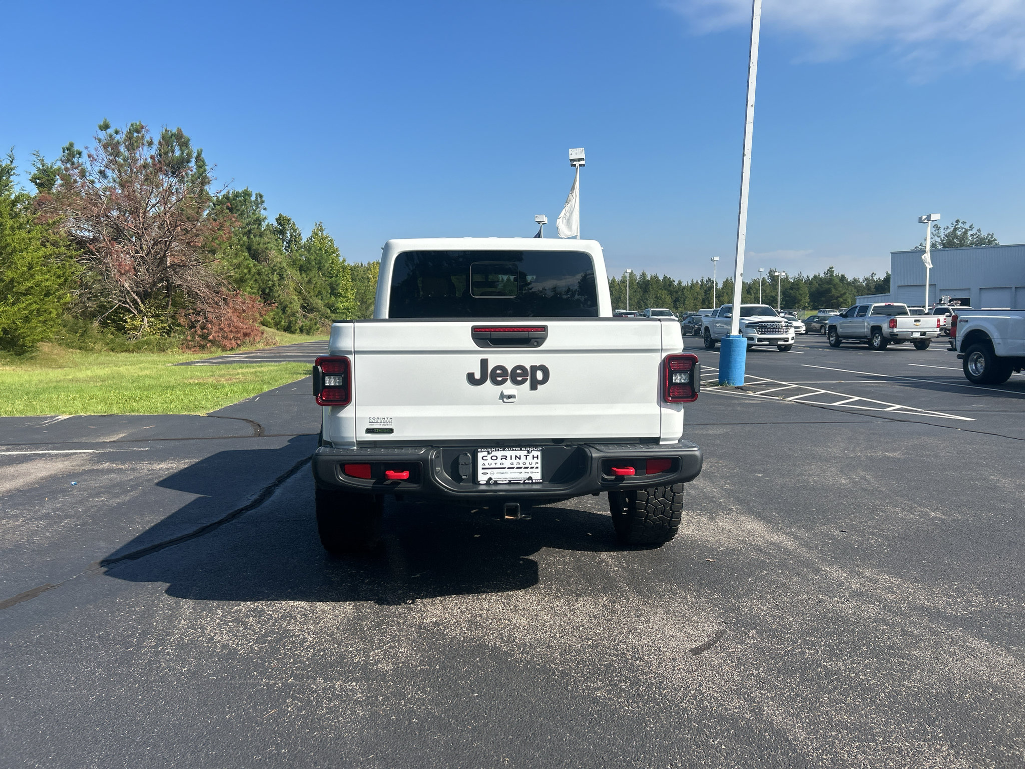 Used 2022 Jeep Gladiator Rubicon w/ LED Lighting Group AWD/4WD image 26